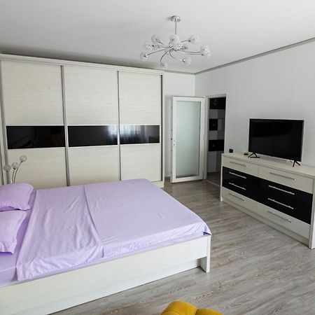 Appartamento Whitehouse Arad Esterno foto