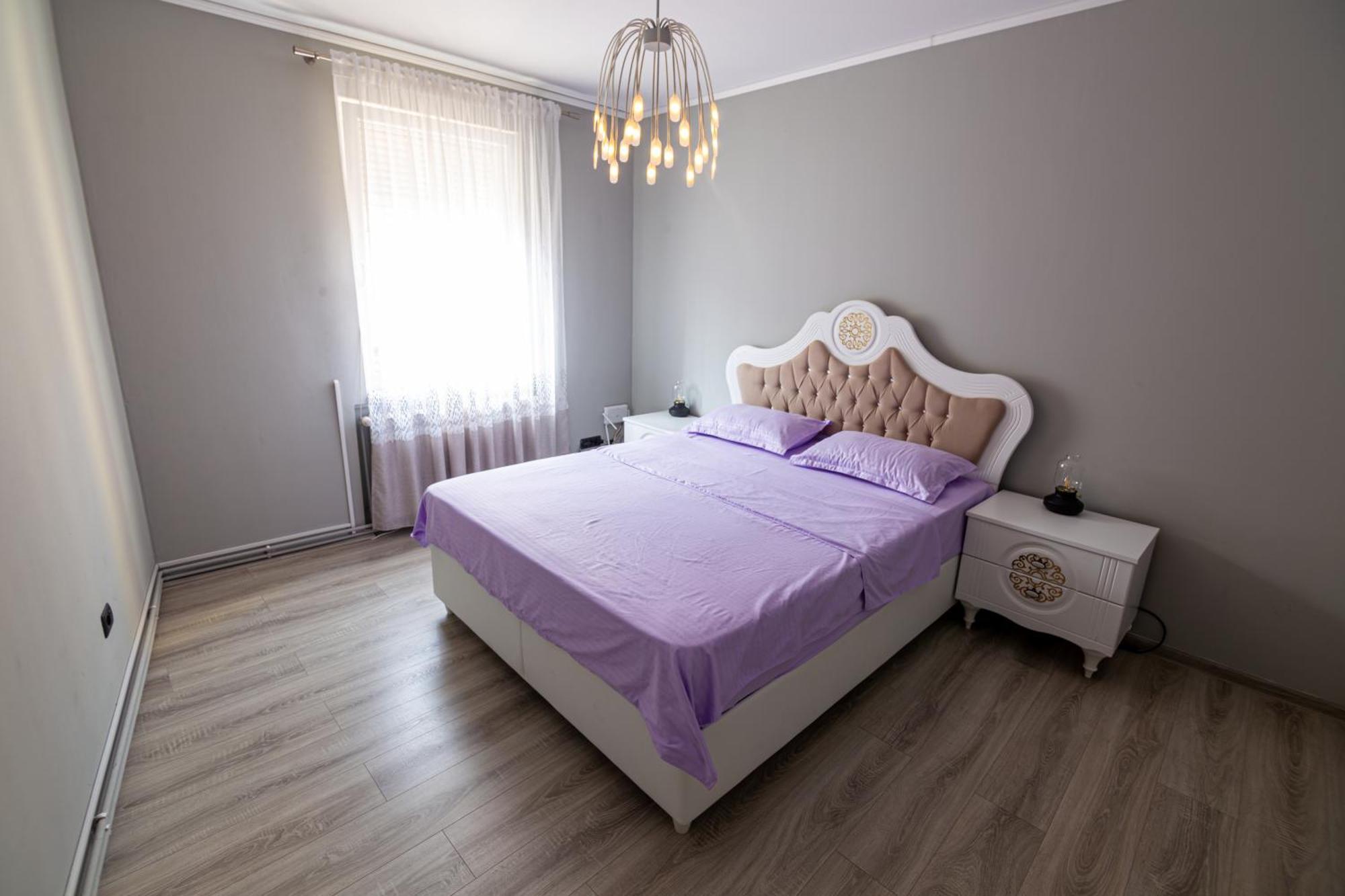 Appartamento Whitehouse Arad Esterno foto